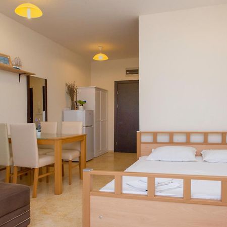 Garden Of Eden Pmg Apartments Sveti Vlas Esterno foto