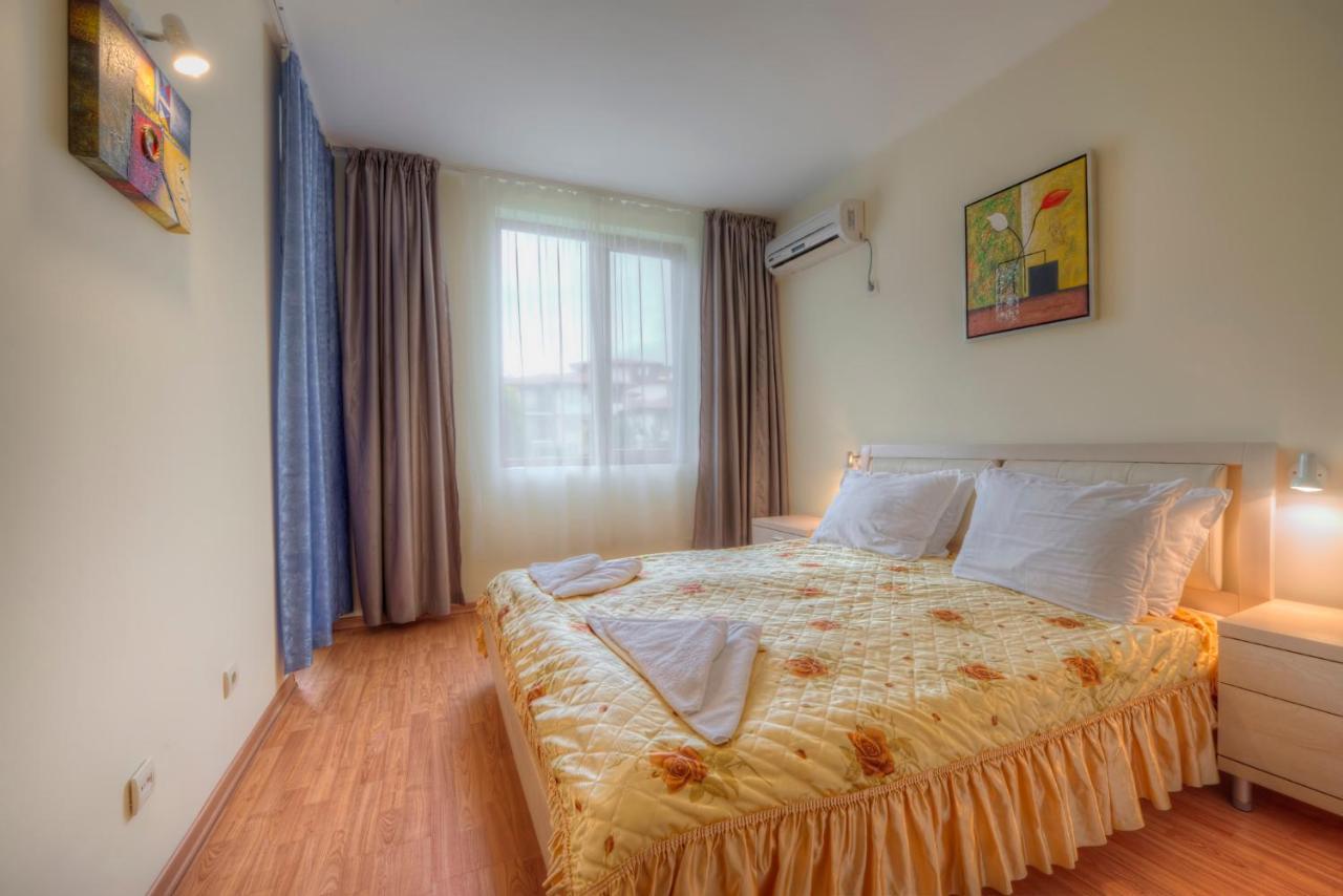Garden Of Eden Pmg Apartments Sveti Vlas Esterno foto