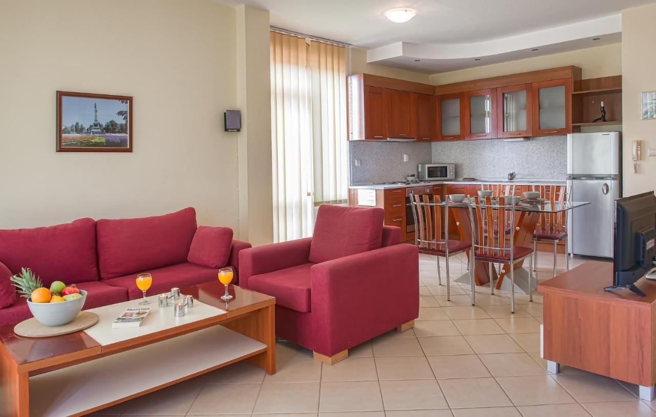 Garden Of Eden Pmg Apartments Sveti Vlas Esterno foto
