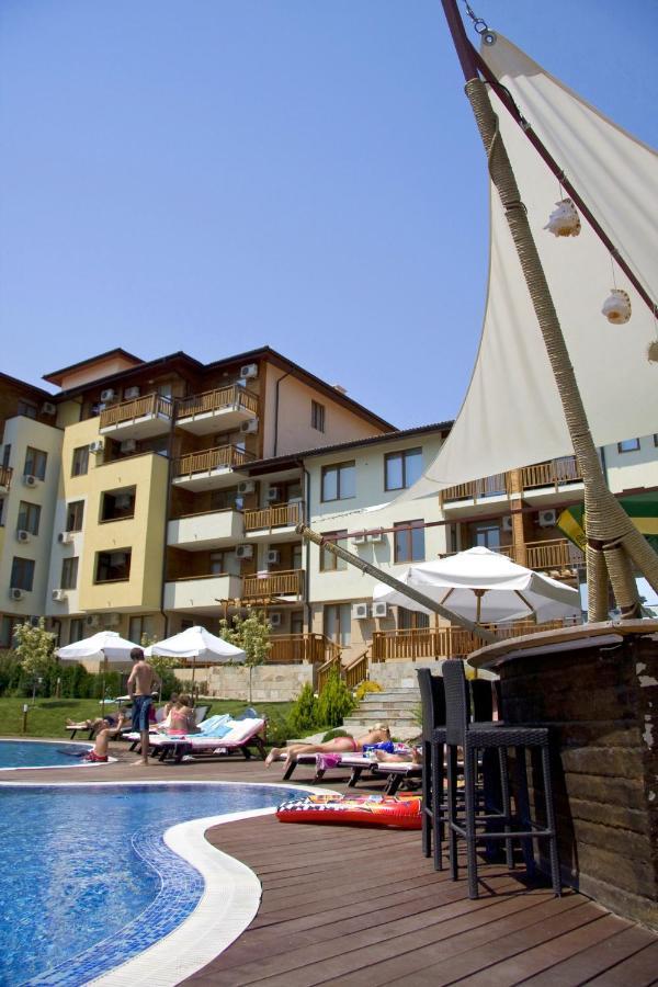 Garden Of Eden Pmg Apartments Sveti Vlas Esterno foto