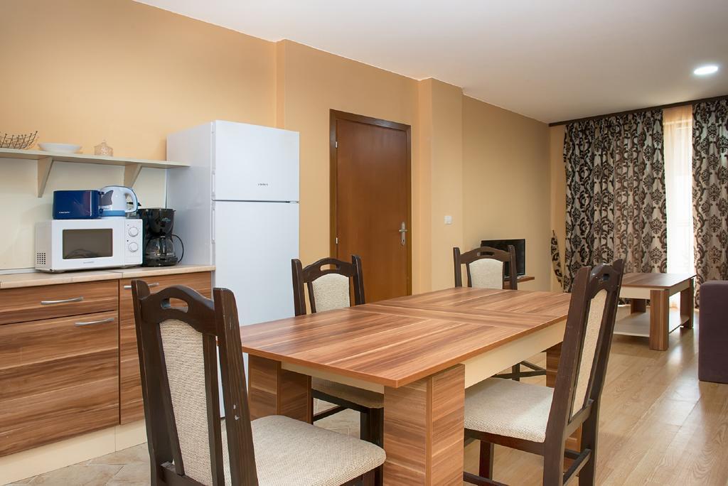 Garden Of Eden Pmg Apartments Sveti Vlas Esterno foto