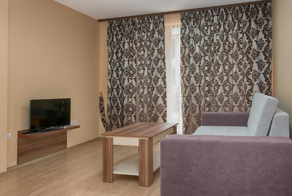 Garden Of Eden Pmg Apartments Sveti Vlas Esterno foto